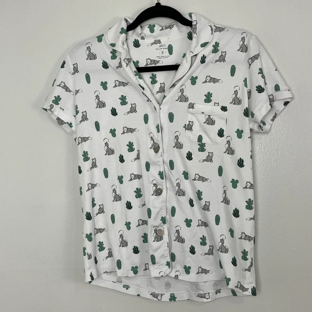Roller Rabbit Desert Wolf Cactus Pajama Top Small White Short Sleeve Pima Cotton